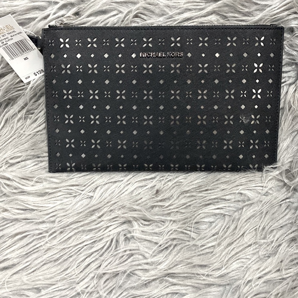NWT Michael Kors Jetset Travel Zip leather clutch